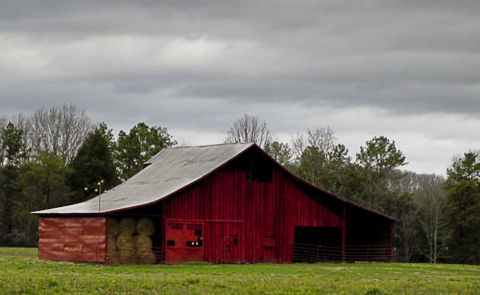Red-Barns-700x525